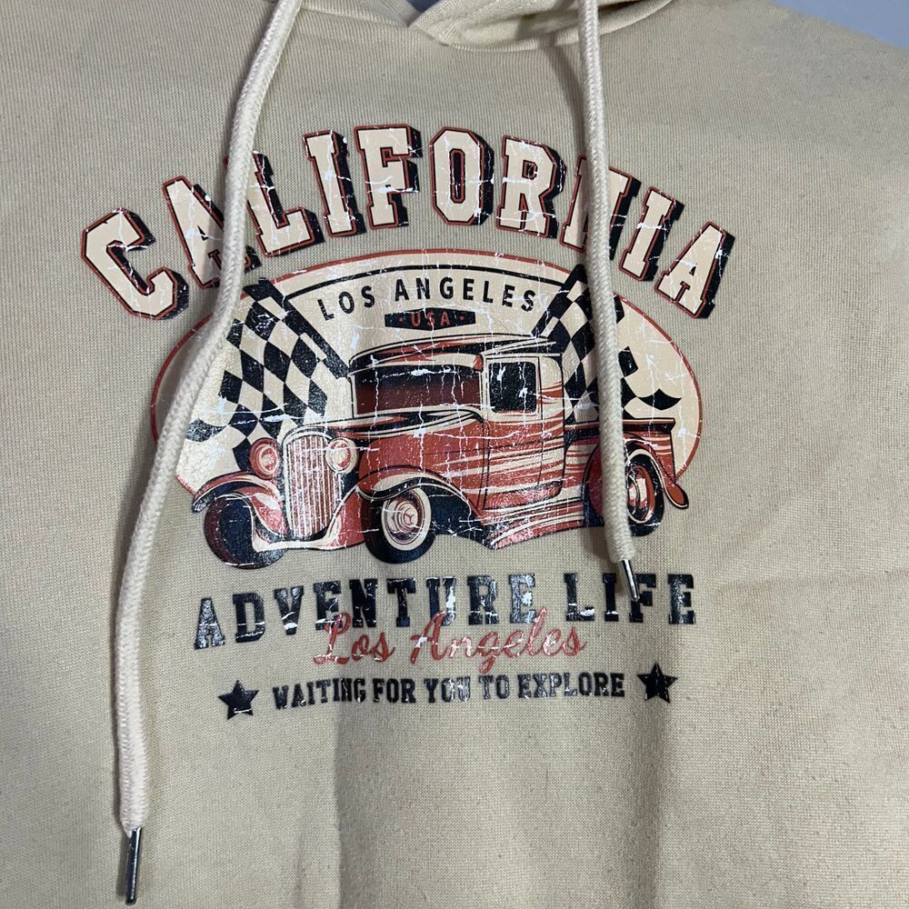 SHEIN California Adventure Life Los Angeles Vintage Car Graphic Hoodie Cream S - Picture 3 of 6